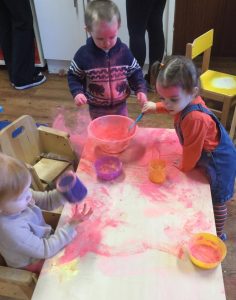 toddlers painting